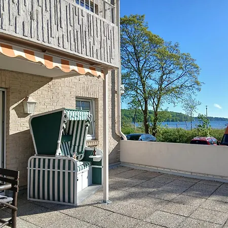 Wassersleben-gemuetliche Direkt Am Wasser Apartment